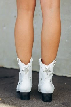 Edison Shoes - White 9 Edison Shoes - White -US Skirt Sales Store 0D5A0149