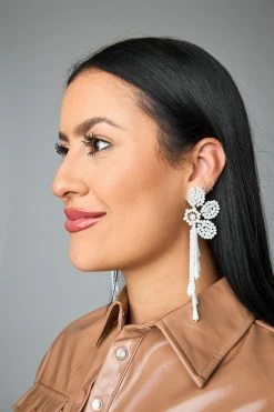 Gorgeous Goddess Statement Earings - White