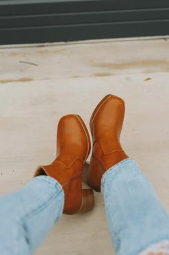 Vernita Booties - Camel 12 Vernita Booties - Camel -US Skirt Sales Store 0D5A7795