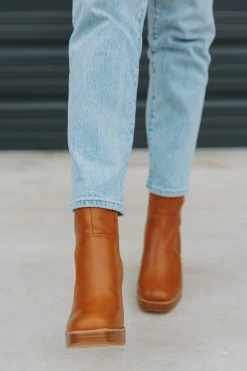 Vernita Booties - Camel 11 Vernita Booties - Camel -US Skirt Sales Store 0D5A7800