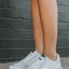 Denisse Sneakers - White -US Skirt Sales Store 0D5A8039 1679bfd1 9ba0 44ee b52d e851b4768bbf
