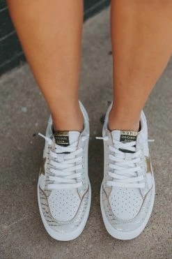 Denisse Sneakers - White -US Skirt Sales Store 0D5A8042