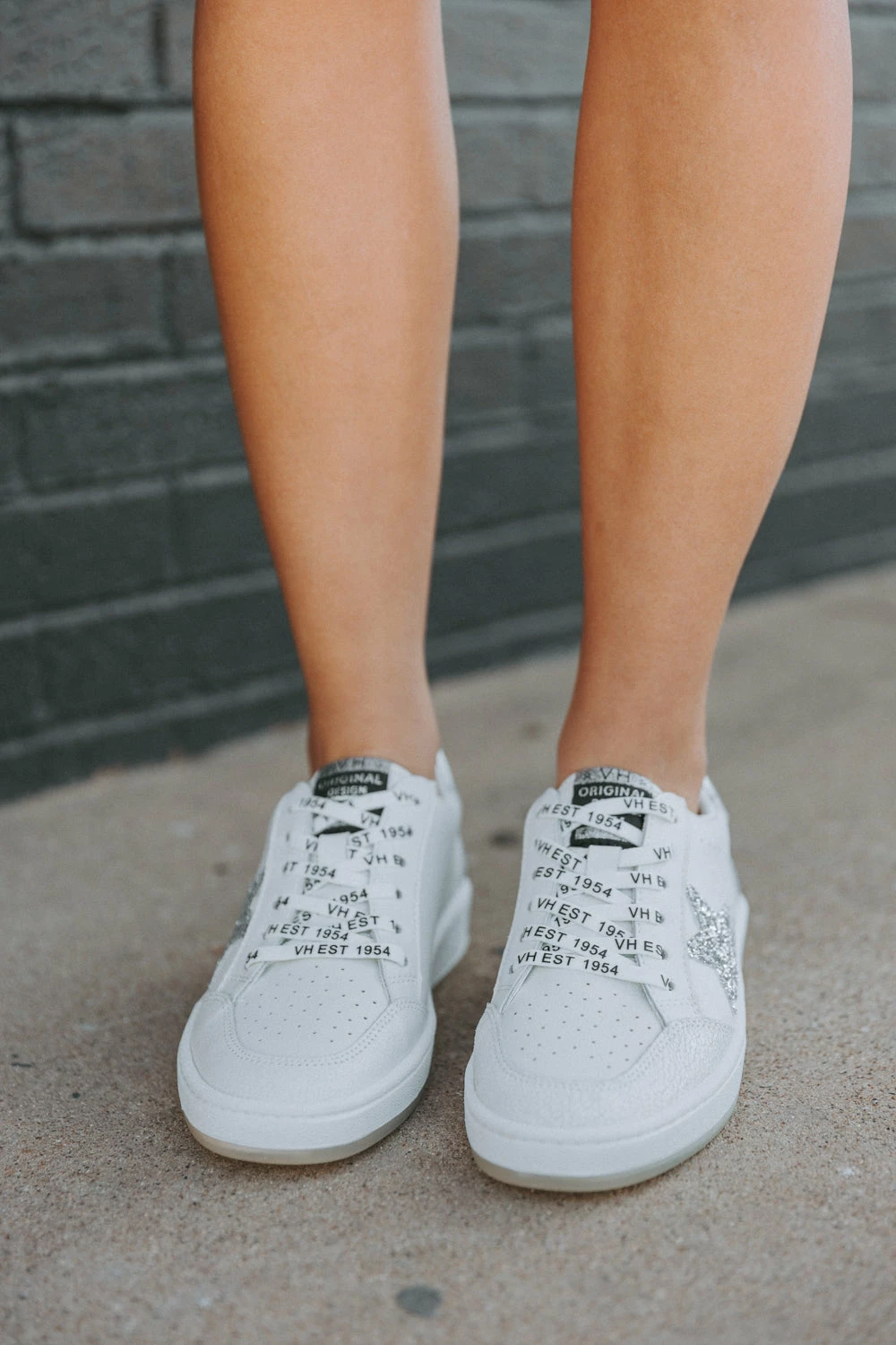 Wrenley Sneakers - White 4 Wrenley Sneakers - White - Image 2