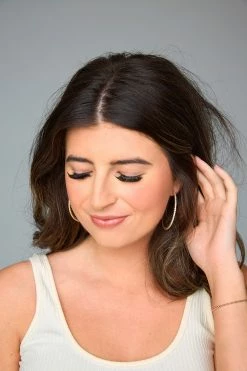 Blaze Hoop Earrings - Gold -US Skirt Sales Store 0D5A8527 0058f054 0b4b 47cd 9dc4 39d2761e340b