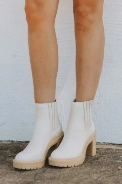Dolce Vita Caster H2O Booties - Ivory -US Skirt Sales Store 0D5A8592