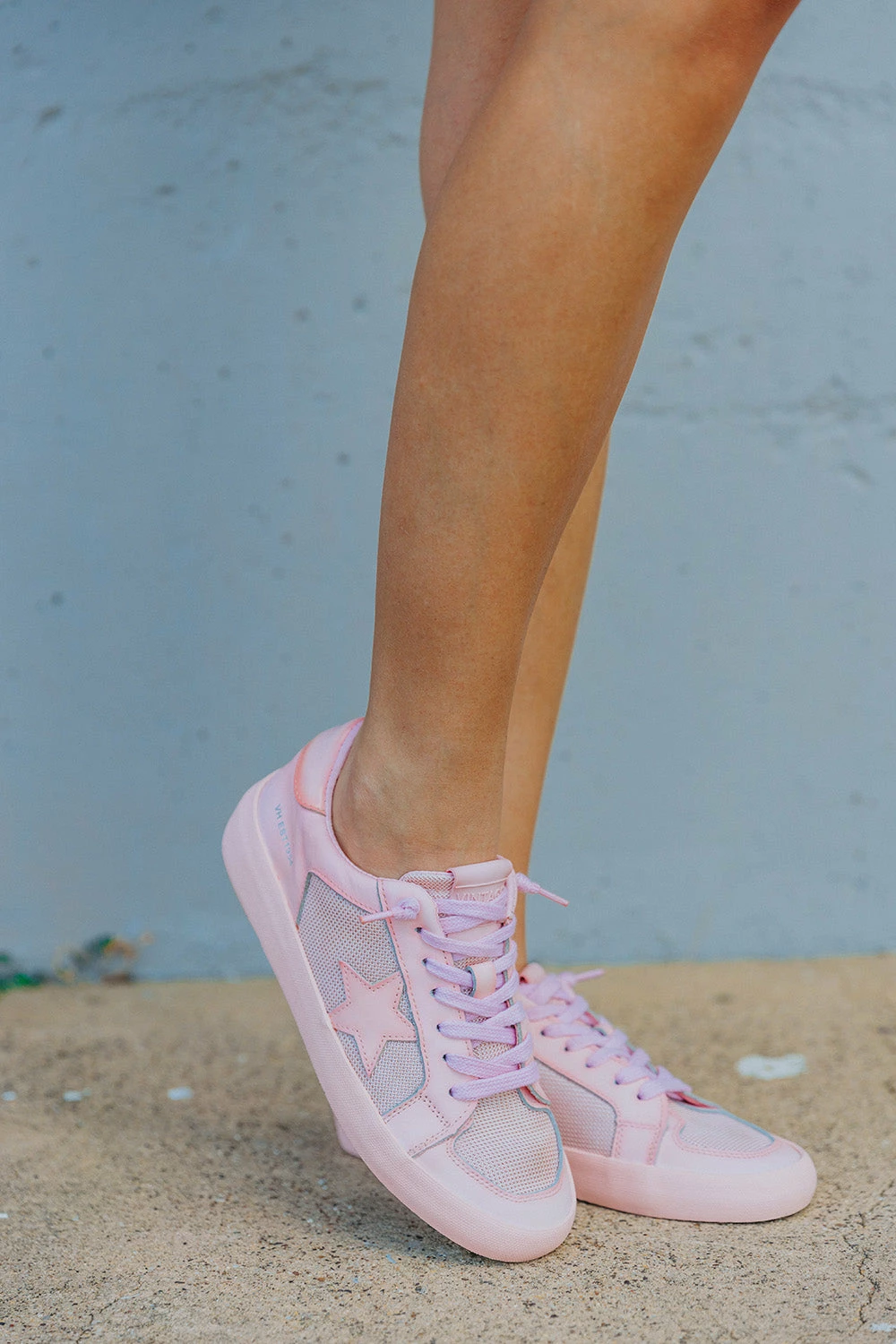Extra Sneakers - Blush 3 Extra Sneakers - Blush