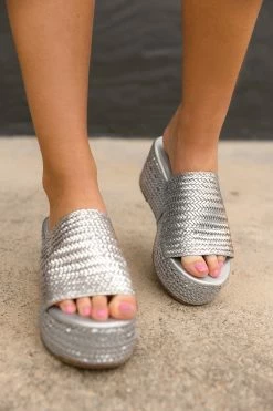 Matisse Peony Platform Sandals - Silver 6 Matisse Peony Platform Sandals - Silver -US Skirt Sales Store 0D5A8890 5ac217b6 eeb2 4437 9ba3 b169f096029d