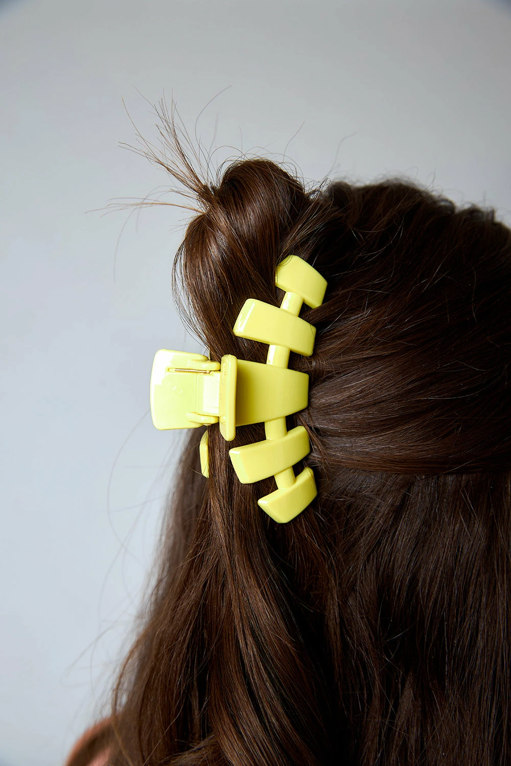 Teleties Medium Hair Clip - Buttercup 4 Teleties Medium Hair Clip - Buttercup - Image 2
