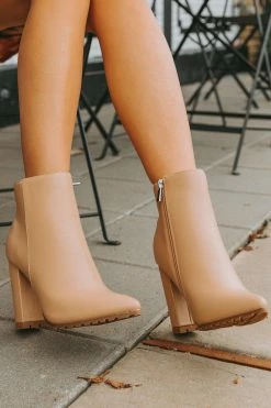 Signal Bootie - Tan