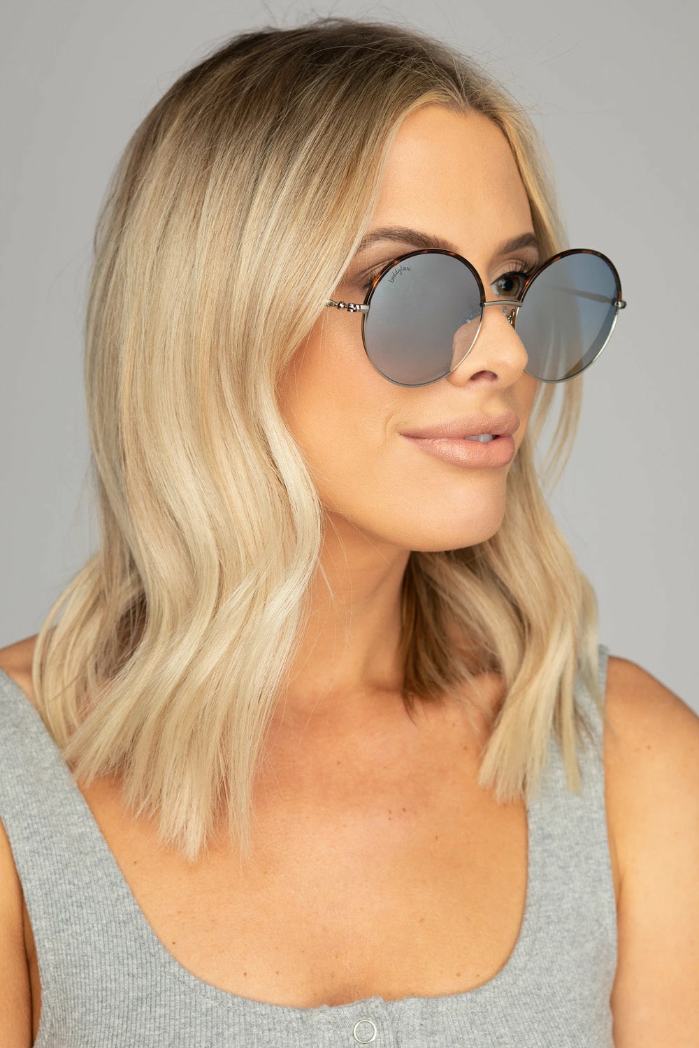 BuddyLove Farrah Round Metal Sunglasses - Blue 10 BuddyLove Farrah Round Metal Sunglasses - Blue - Image 8