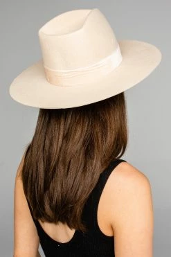 Benson Tri Hat - Beige 10 Benson Tri Hat - Beige -US Skirt Sales Store 2Q6A9675