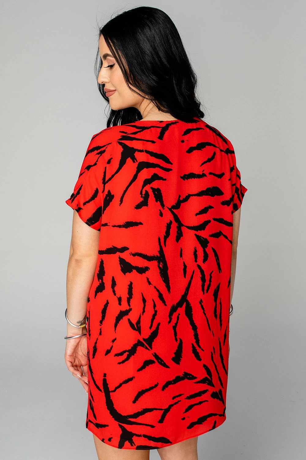 BuddyLove Baker V-Neck Shift Dress - Raider 6 BuddyLove Baker V-Neck Shift Dress - Raider - Image 4